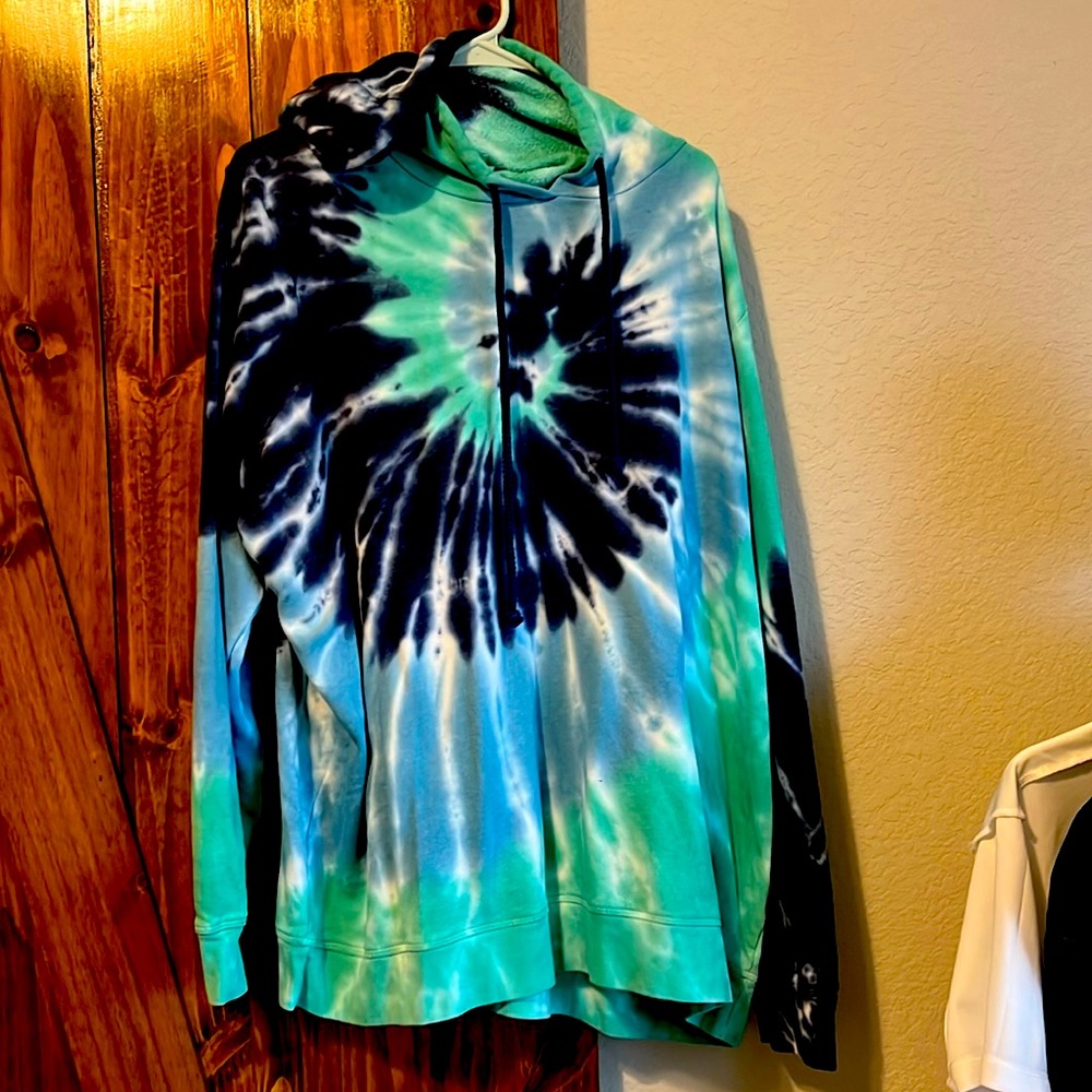 Tie dyed print sweatshirt hooded